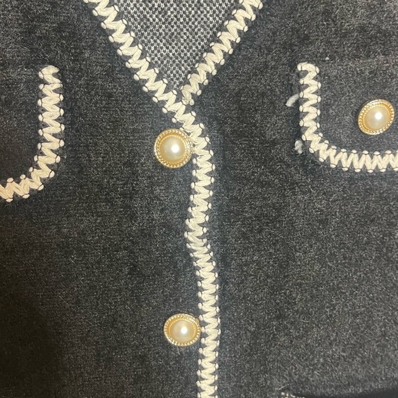 Mink- Velvet fuzzy designer vest in Black - Picture 7 of 10